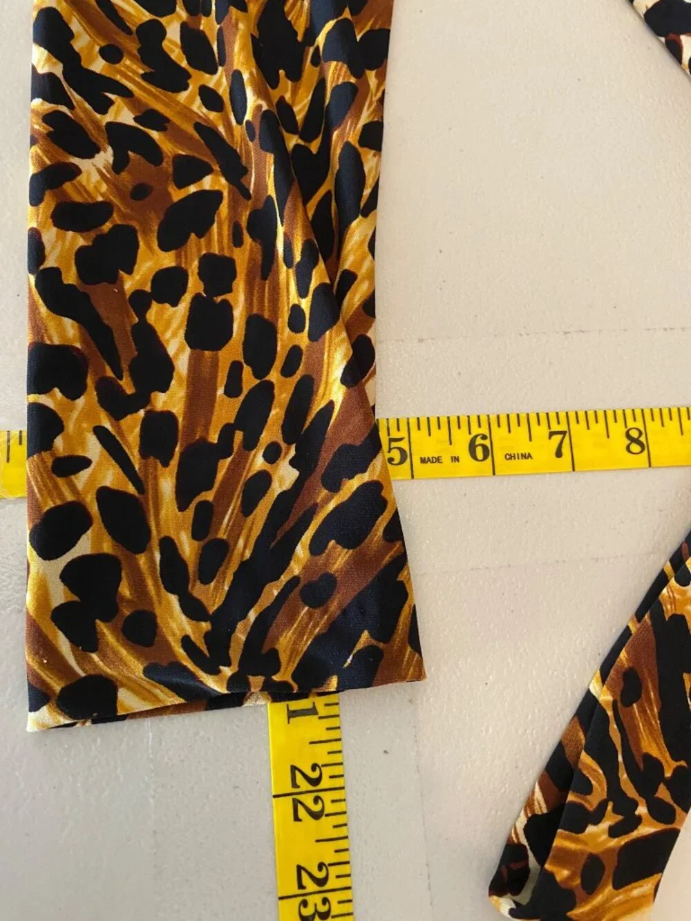 Norma Kamali Leopard Print Wrap Dress Long Sleeve Polyester/Spandex Medium - Picture 11 of 11